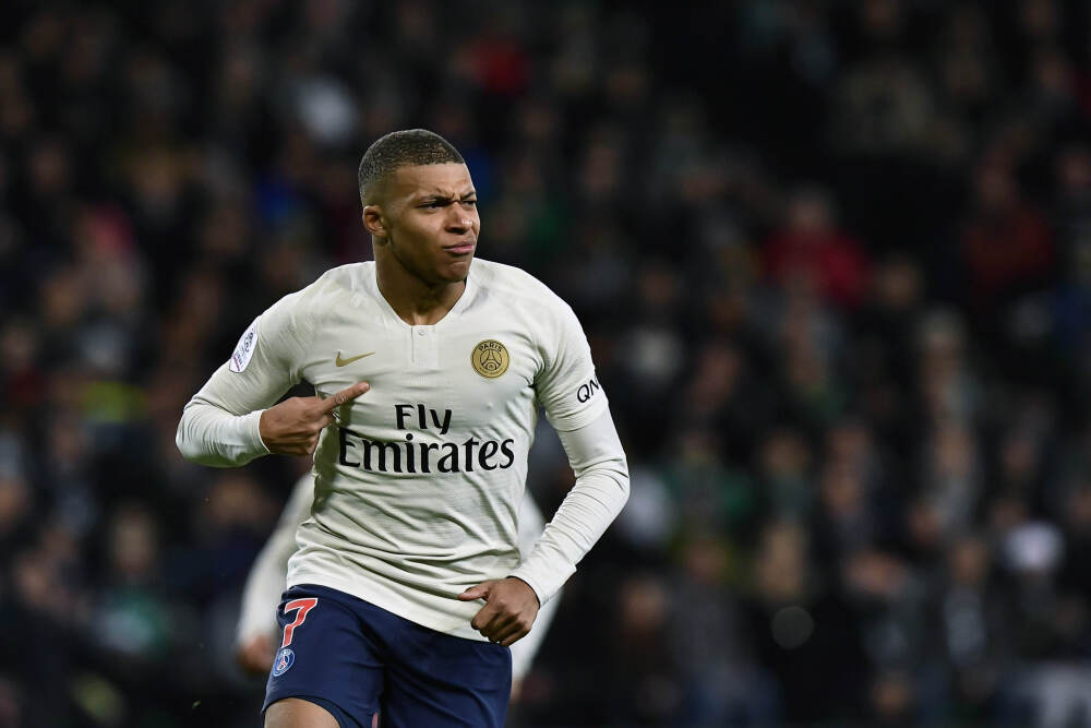 国潮风起 揭秘汉服百亿产业密码